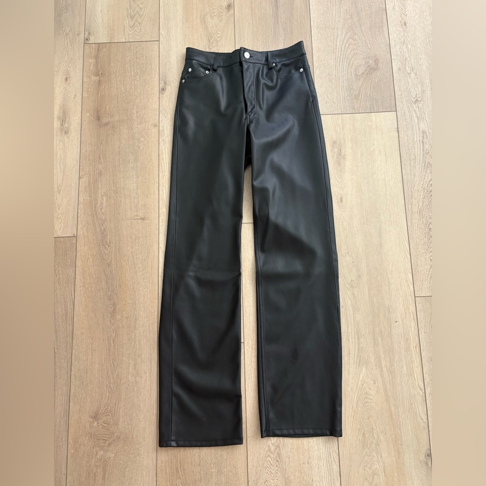 Zara Faux Leather pant black size 4